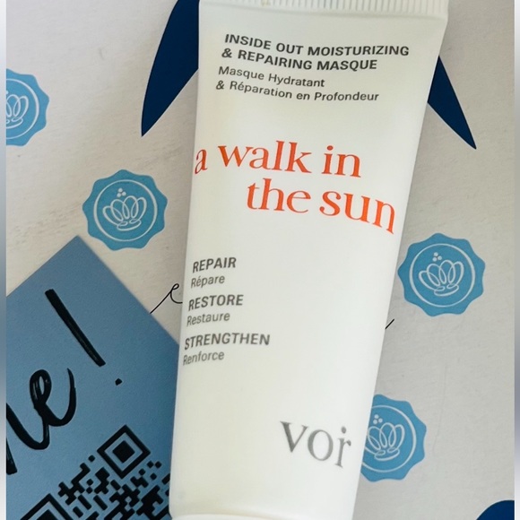 VOIR A Walk In The Sun Moisturizing Hair Masque - Picture 3 of 7